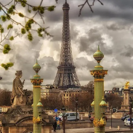 Апартаменты Bel Pres Des Champs-elysees Париж